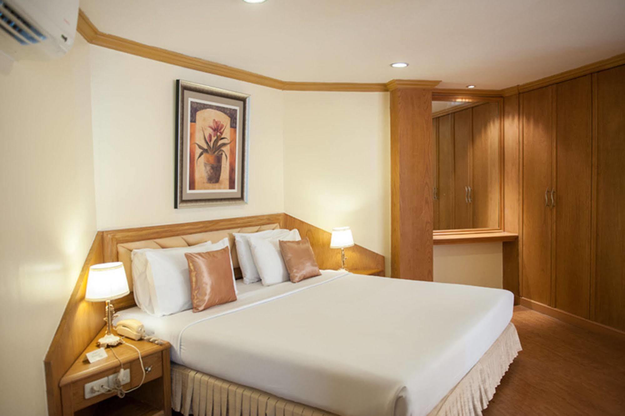 Lido Beach Hotel Pattaya Eksteriør billede