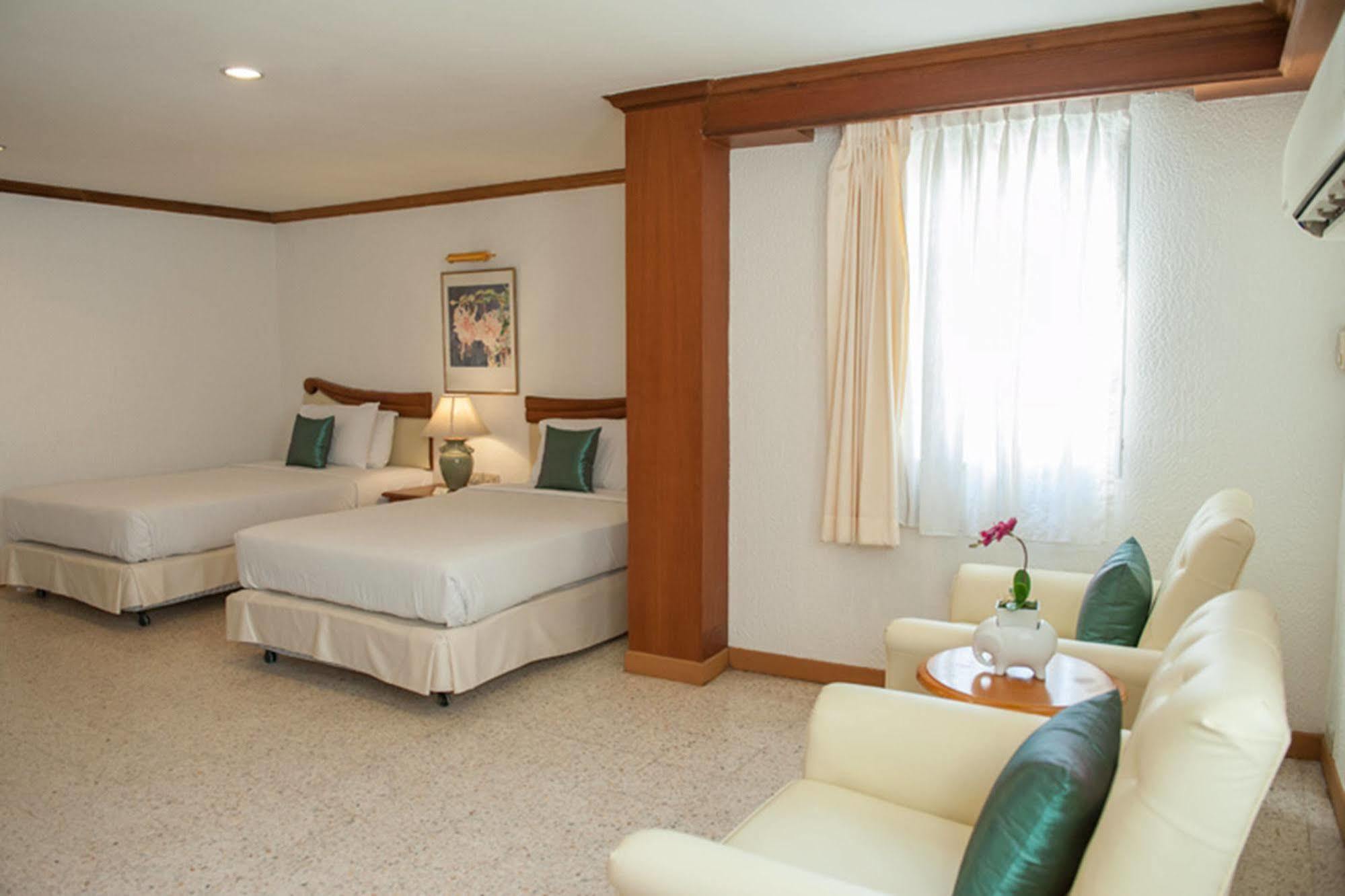 Lido Beach Hotel Pattaya Eksteriør billede