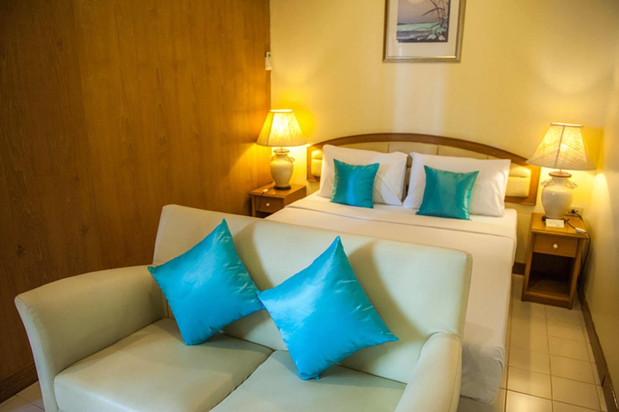 Lido Beach Hotel Pattaya Eksteriør billede